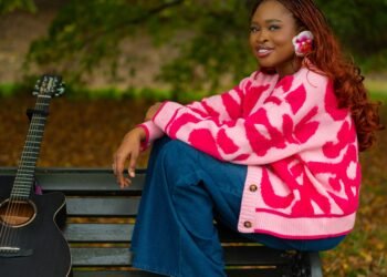 Brenique Releases Stunning Photos Ahead of New Single